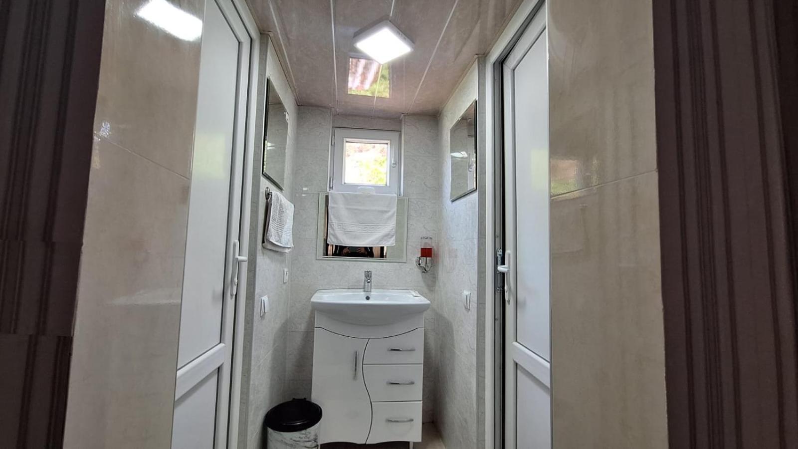 Guest House "Svaneti" Lentekhi Zewnętrze zdjęcie